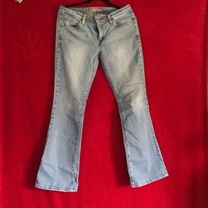 Levi’s Brand 11 jrs